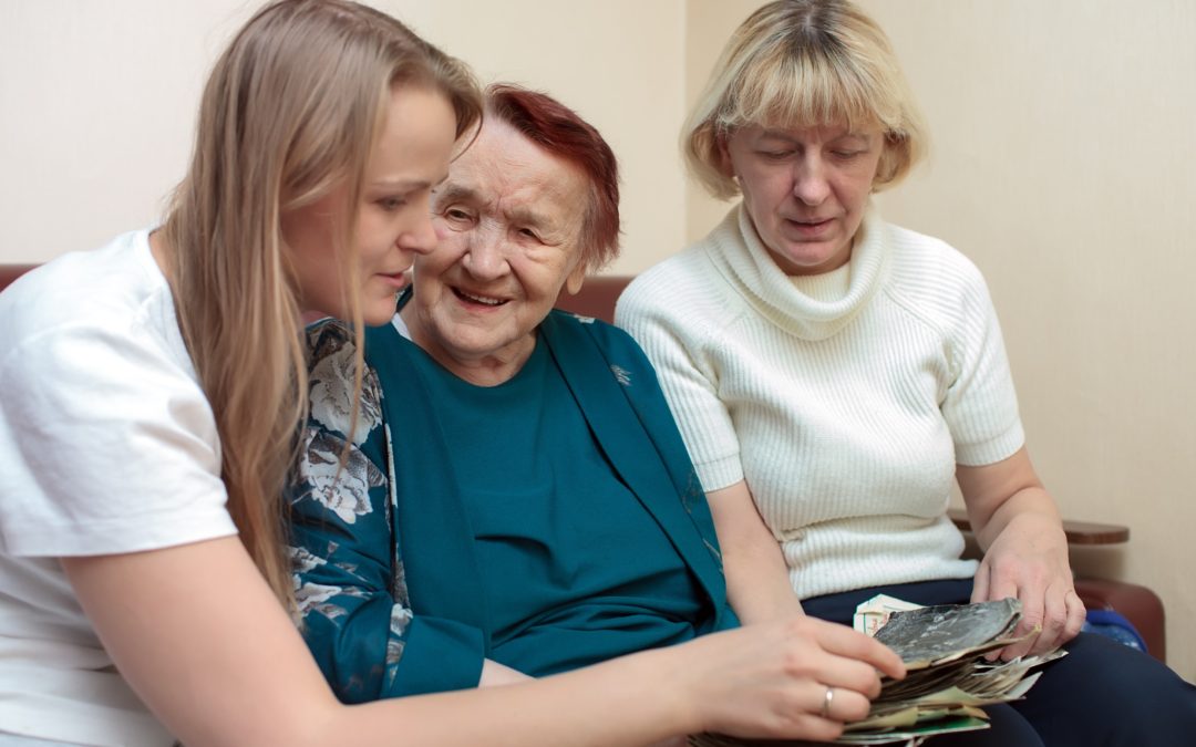 When Can I Visit My Senior Mom in Assisted Living?